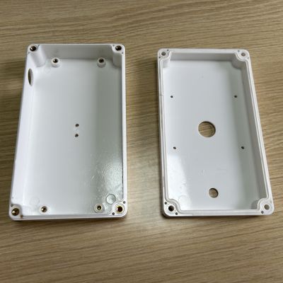UV Stabilizer Outdoor Weatherproof White Plastic Polycarbonate Enclosures for Electronics