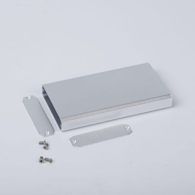 52 * 13 * 110mm قابلة للتخصيص الصندوق الألومنيوم المسطح في اللون الفضي لتركيب الالكترونيات PCB